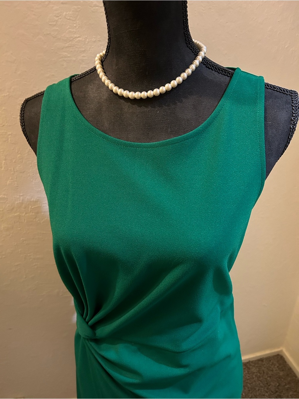🍓2 for $20 dress sale 🍓Sleeveless Kelly Green Twist-Detail Evening Dress - Picture 2 of 4